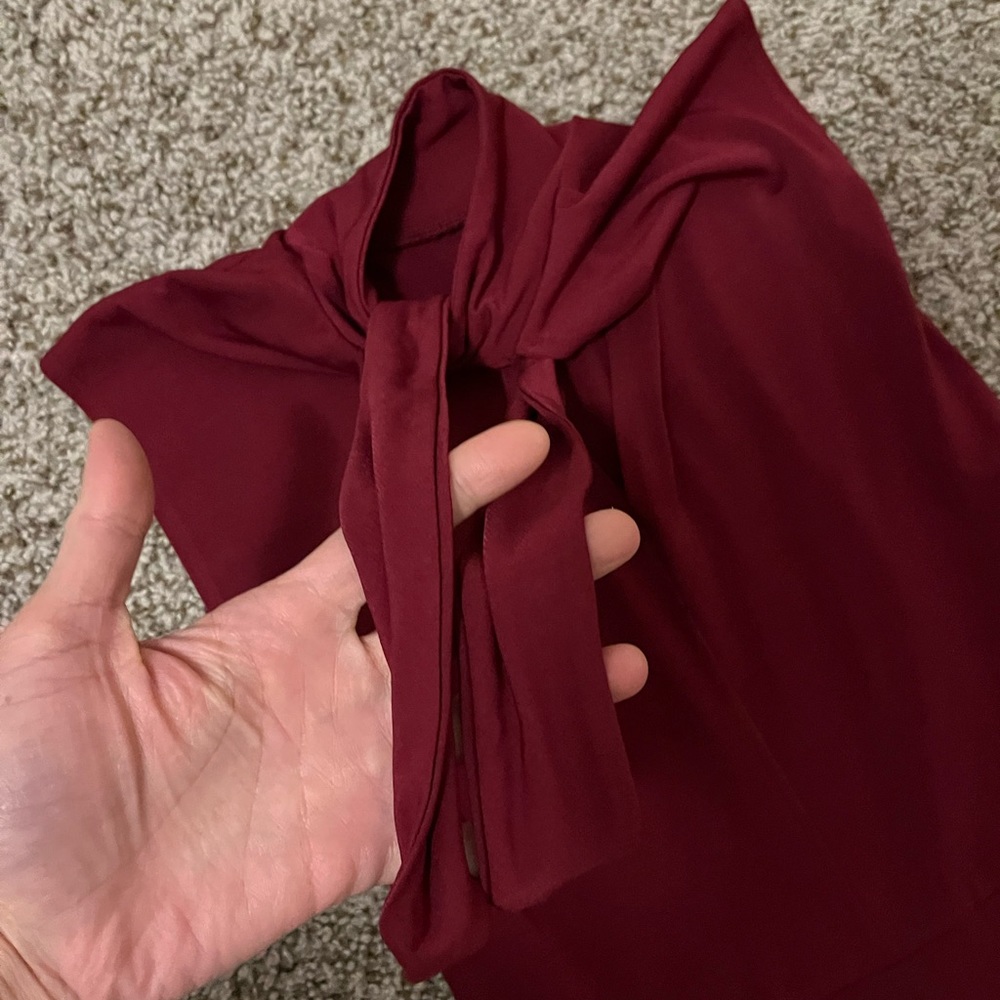 Zara Midi dress size S its like a burgundy color - Picture 3 of 4